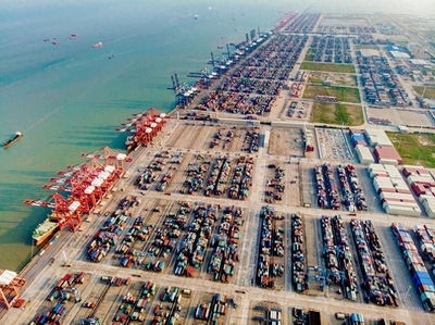 船價(jià)高企運(yùn)價(jià)回落，1-7月港口內(nèi)貿(mào)集裝箱量逆勢(shì)增長(zhǎng)7.7%